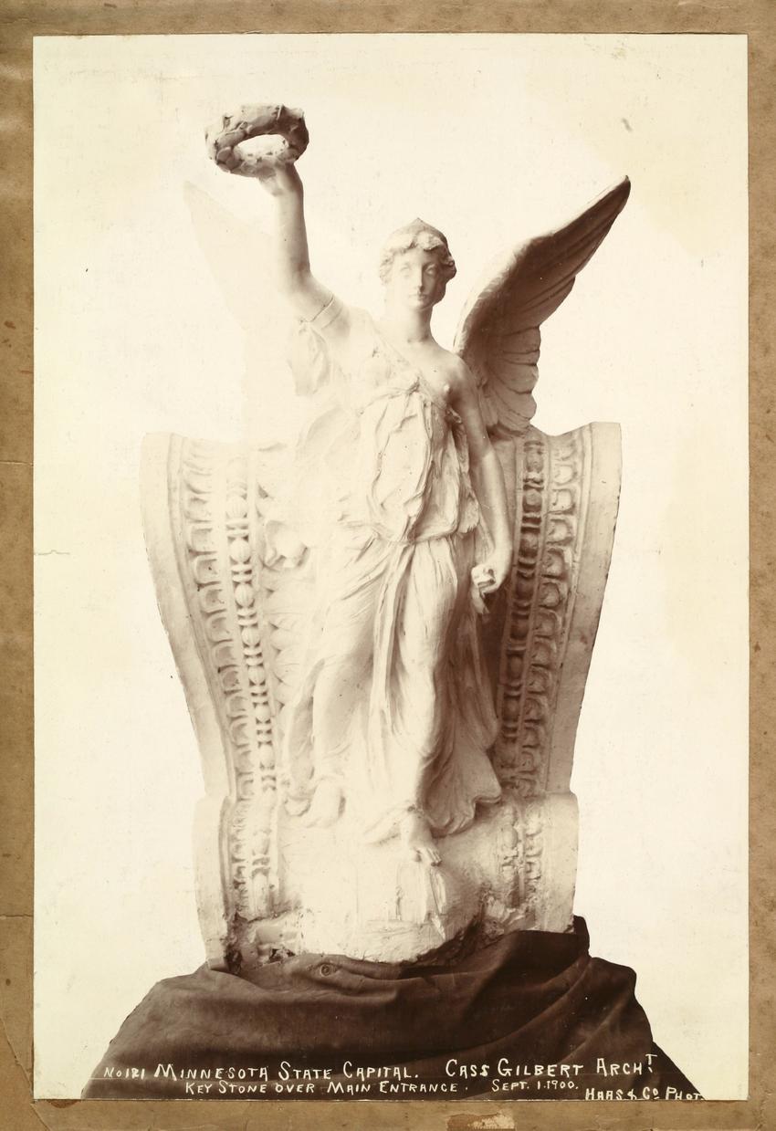 Minnesota Capitol Building, Marble Angel over keystone, Main Entrance, September 1, 1901