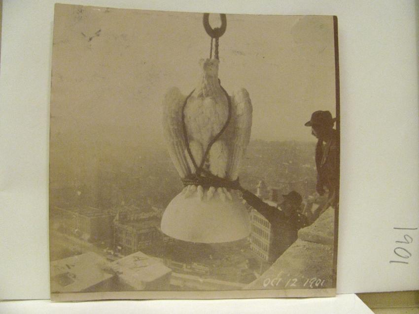 Minnesota Capitol Building, Marble Eagle hoisted into place, October 12, 1901