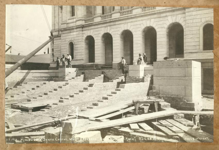 Minnesota State Capitol, Capitol Steps, West Approach, August 28, 1902